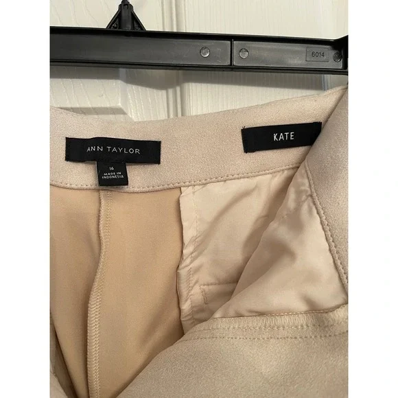 Ann Taylor Kate Women's Faux Suede Wide Leg Pants Cream High Rise Size XL - Picture 10 of 14
